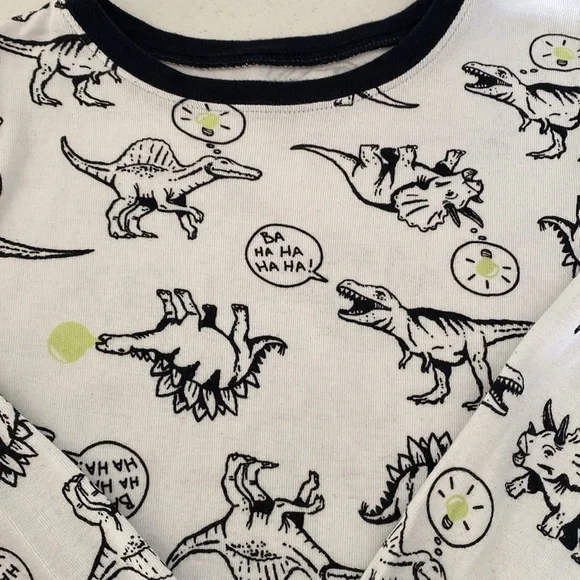 Pyjama set - Picture 2 of 5